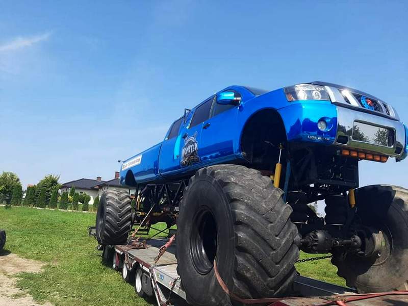 Transport gabarytowy MONSTER TRUCK.