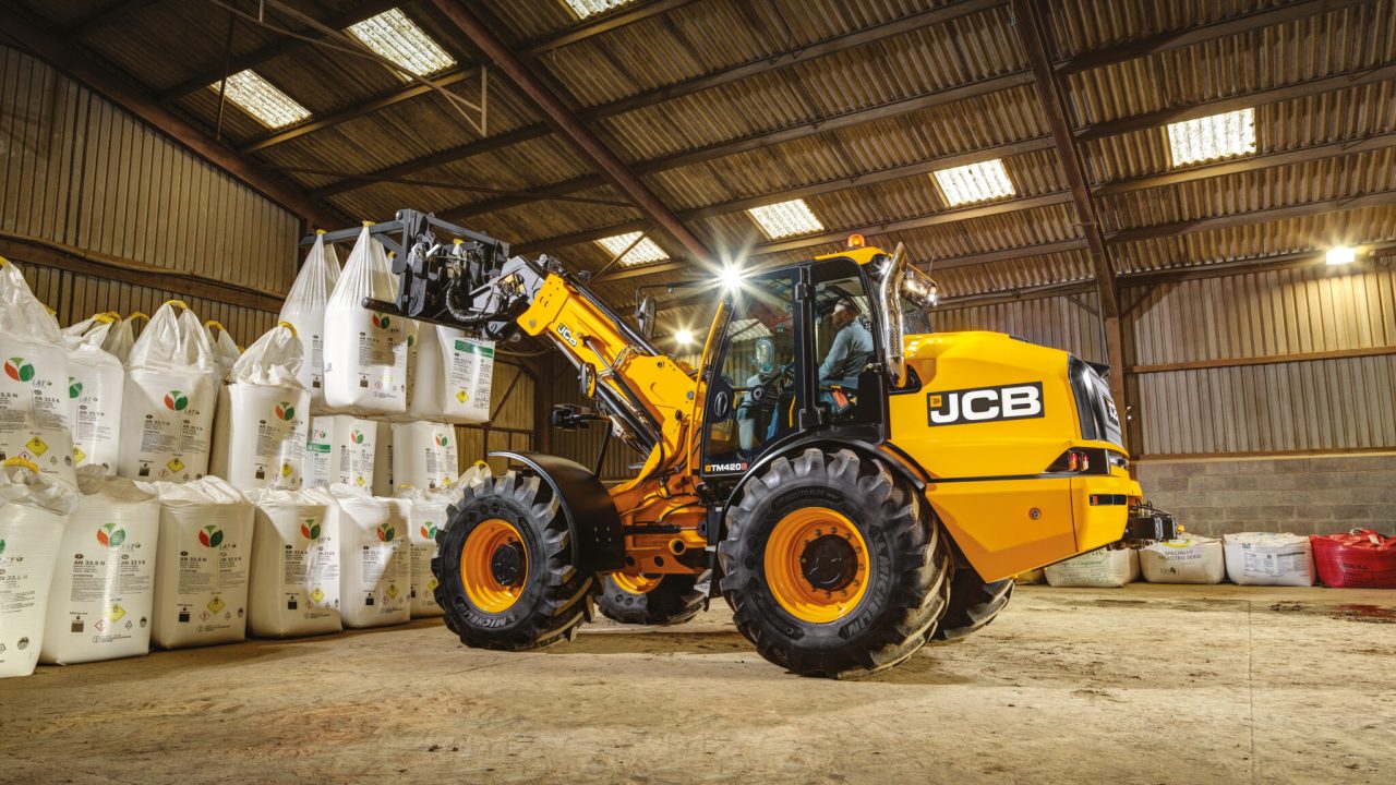 7534048010-2048x1536